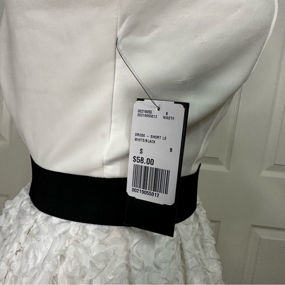 NWT Black and White Party Dress size Small US 4 - Picture 10 of 16